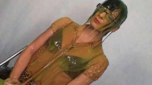 naomi_slimed_from_the_office_16